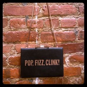 ✨Kate Spade - All That Glitters frame clutch✨